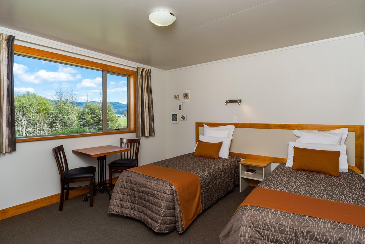 Eden'S Edge Lodge Мотуэка Экстерьер фото